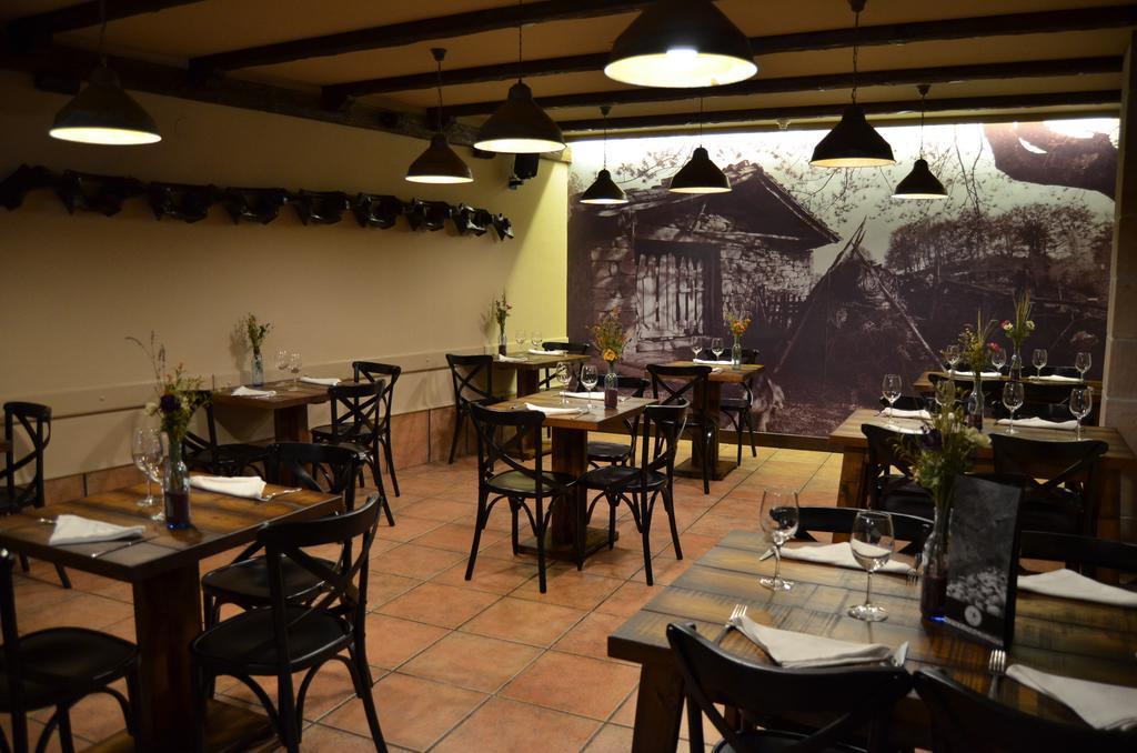 Hostal Ameztia Doneztebe ภายนอก รูปภาพ