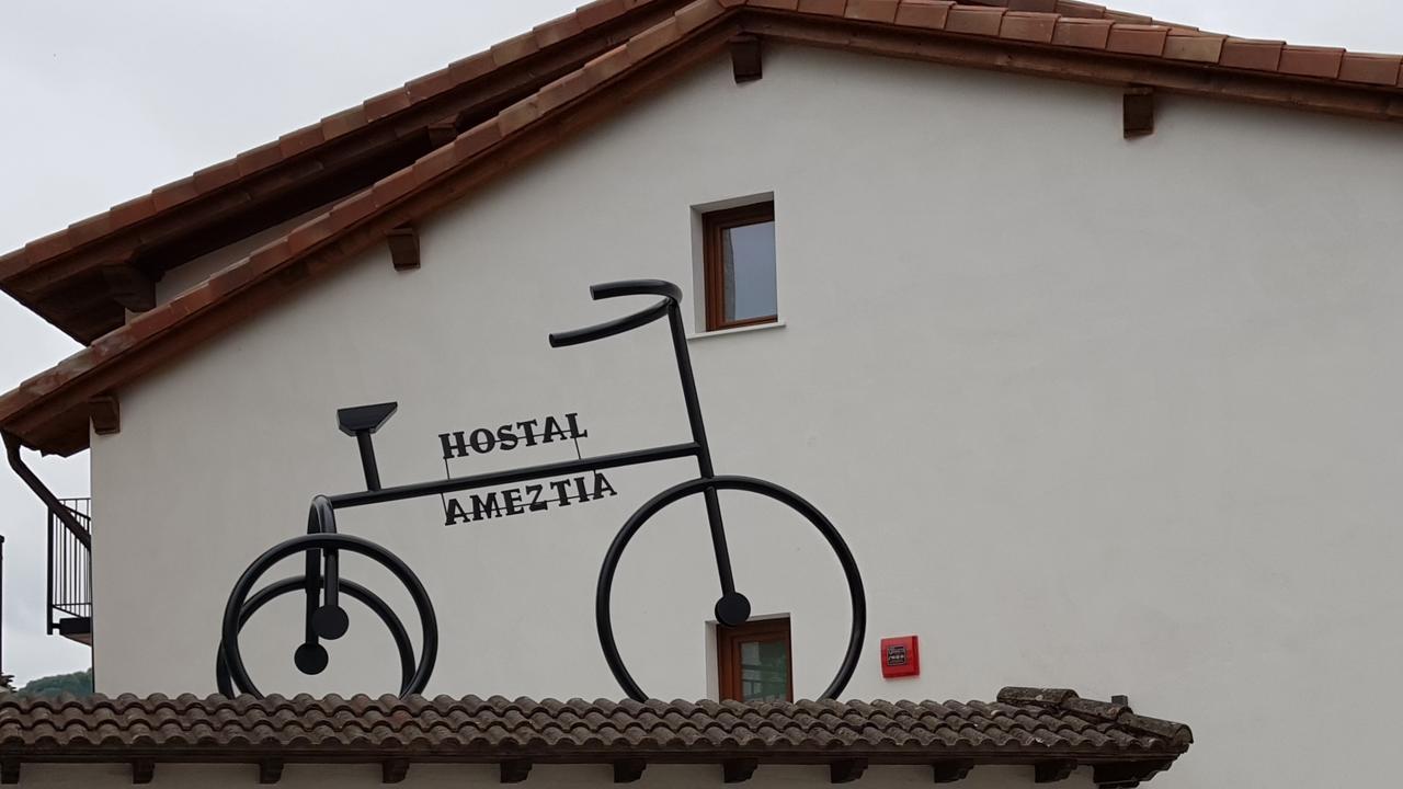 Hostal Ameztia Doneztebe ภายนอก รูปภาพ