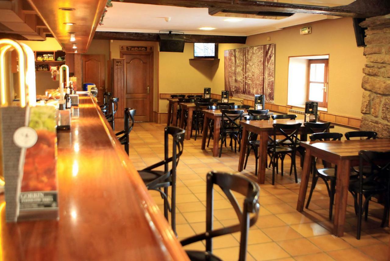 Hostal Ameztia Doneztebe ภายนอก รูปภาพ