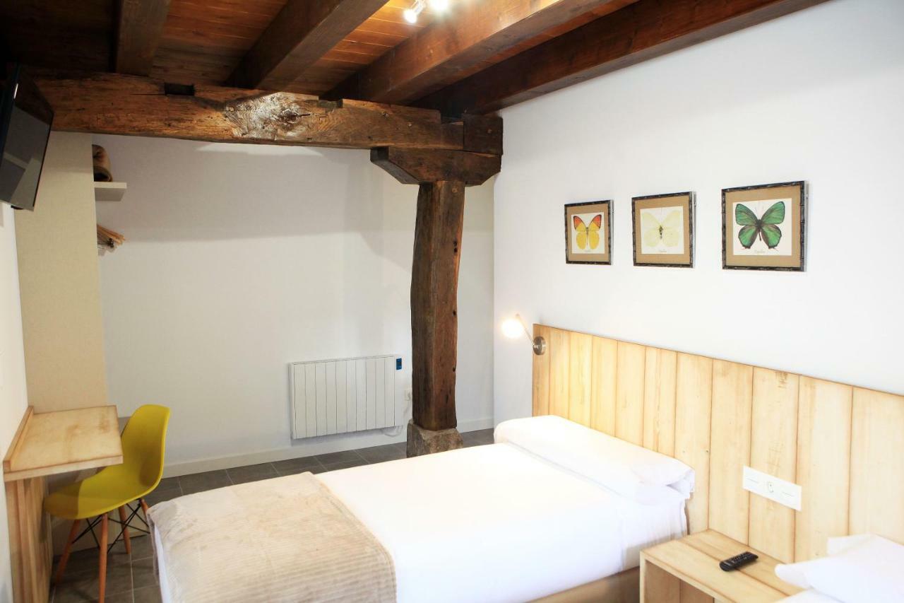 Hostal Ameztia Doneztebe ภายนอก รูปภาพ